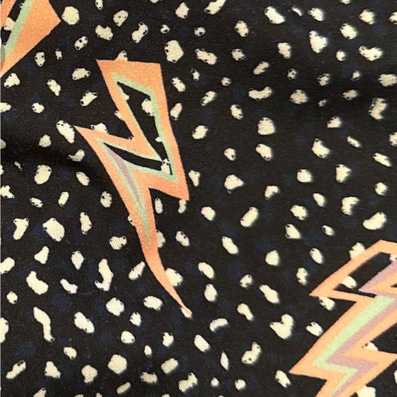 Sovereign code boys, black swim trunks size 1012. Perfect condition. - Picture 3 of 8